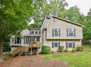 1266 Shiloh Ln, Kennesaw, GA 30144