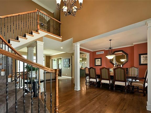 4th image of 2701 NW Olmstead Dr