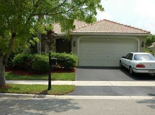 4313 Pine Ridge Ct, Fort Lauderdale, FL 33331