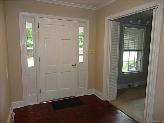 5th image of 866 Concord Rd