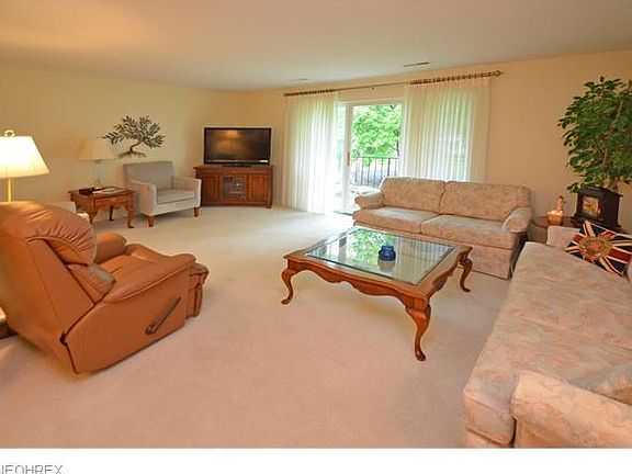 5th image of 1851 King James Pkwy APT 210
