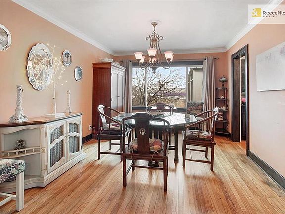 5th image of 7311 Washington St