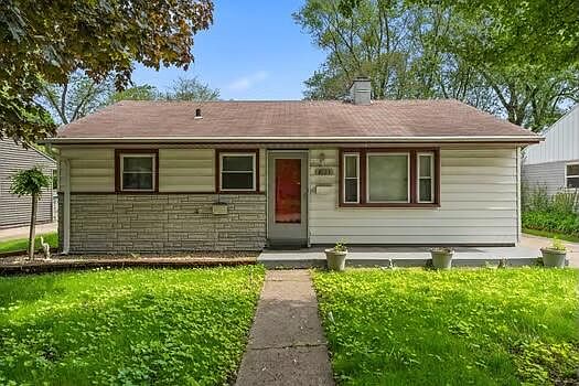 1st image of 8123 Wicker Park Dr