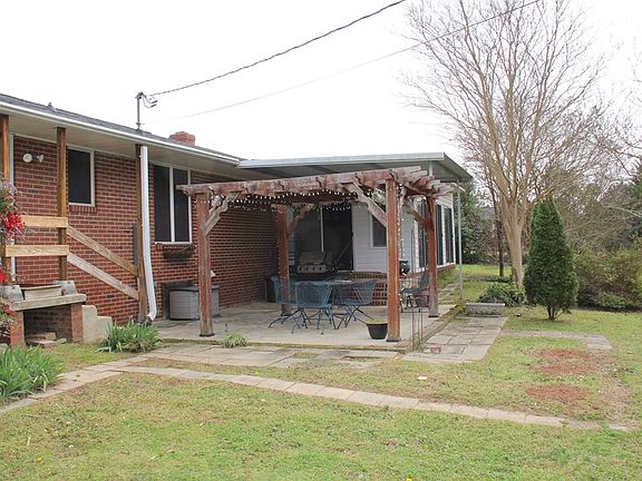 5th image of 504 Marshall Ave