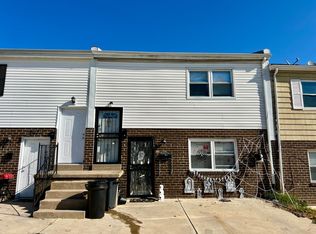 585 Allengrove St, Philadelphia, PA 19120