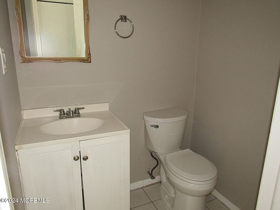 4th image of 103 Williamsburg Lane