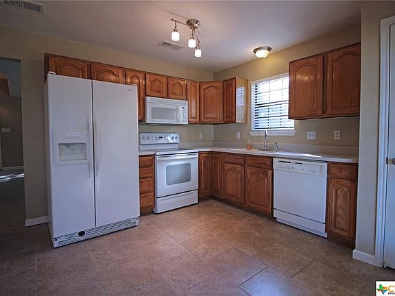3rd image of 117 Zarley Dr