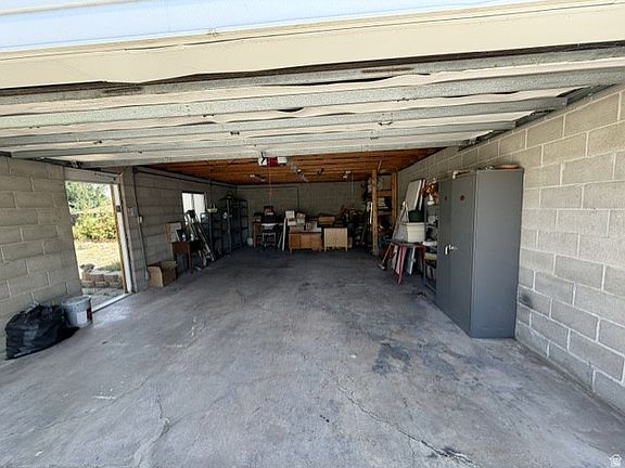4th image of 5597 S Hillside Dr E