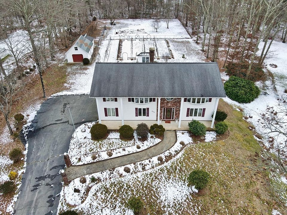 204 Sodom Rd, Westport, MA 02790 Zillow