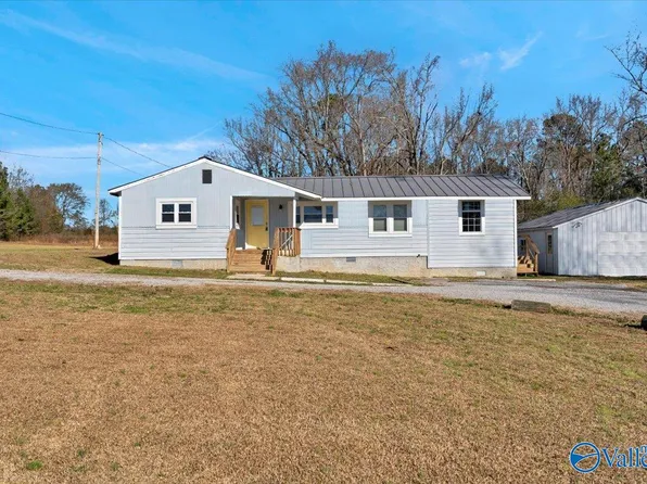 2337 Vaughn Bridge Rd, Hartselle, AL 35640