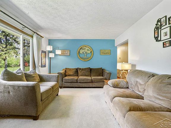 5th image of 4710 Dogwood Ln
