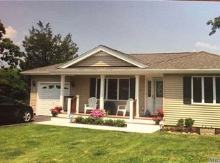 37 Benjamin Ave, East Moriches, NY 11940