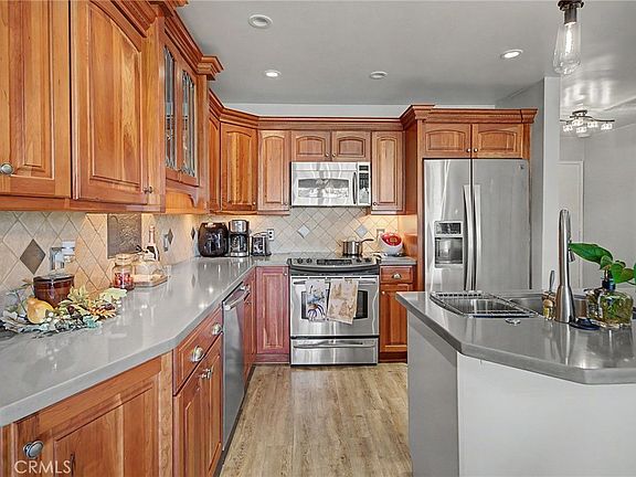 4th image of 6315 Marina Pacifica Dr S