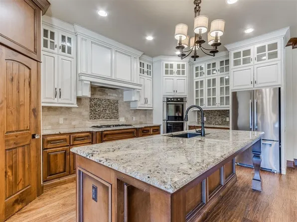 500 Newport Bridge Dr, Edmond, OK 73034