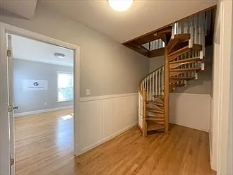 4 bed, 2.0 bath, 1800 sqft, $3,900 — Photo 3