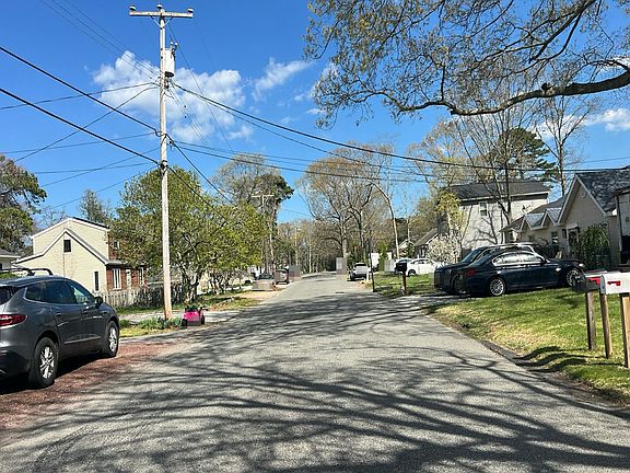 4th image of 41 Letts Landing Rd