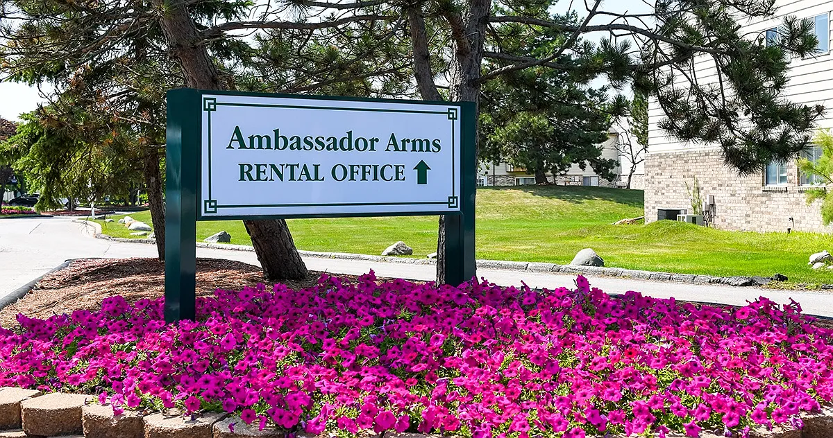 Ambassador Arms Apartments — Photo 4