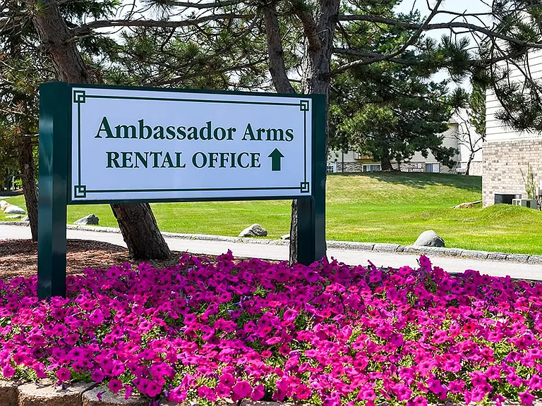 Ambassador Arms Apartments — Photo 4