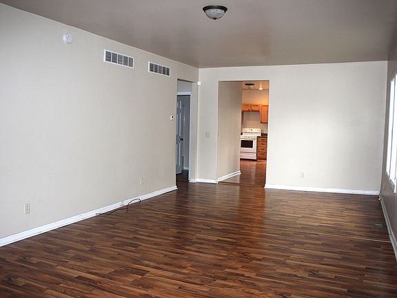 5th image of 1116 N Gooding St