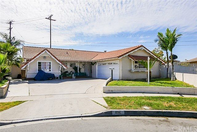 1st image of 814 S Arapaho Dr