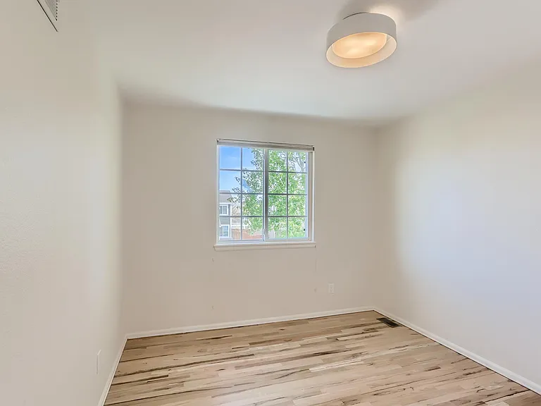 5702 Blue Mountain Cir — Photo 18