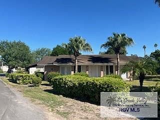 1st image of 8 Country Club Rd #8