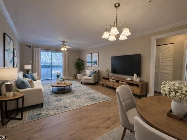 42 Crestview Ln #42, Mount Arlington Boro, NJ 07856