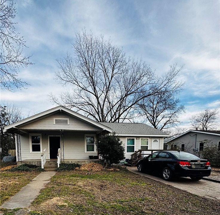 1st image of 308 & 310 N Giles Ave