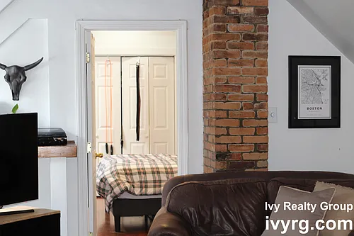 23 Cutter St #2 Photo 1