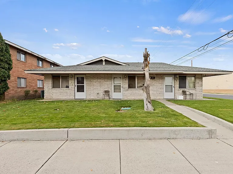 6029 North Mayfair Street — Photo 1