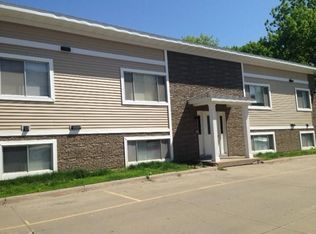 505 S Van Buren St, Iowa City, IA 52240