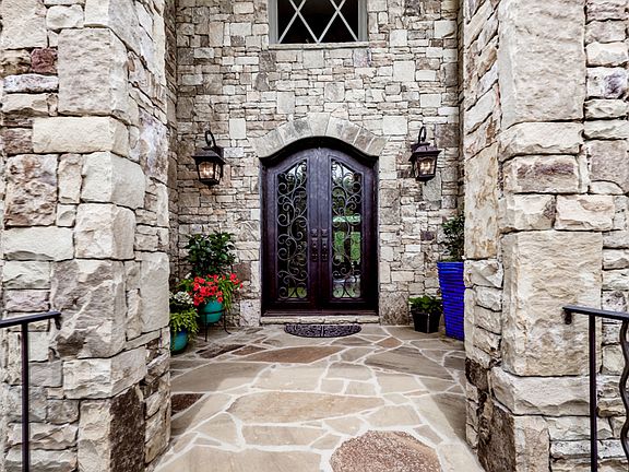 2nd image of 4481 Kings Lake Dr NE