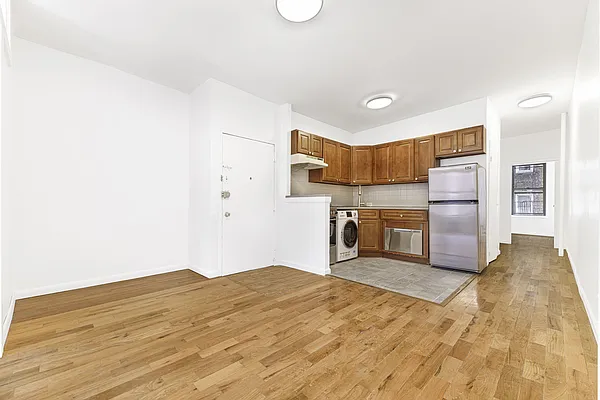 Rented by REAL New York | media 15