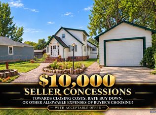 1919 Evergreen Dr, Rapid City, SD 57702