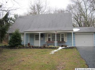 7 Waverly Pl, Aberdeen, NJ 07747