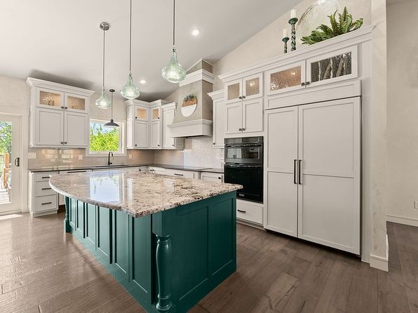 47109 Dorothy Pl