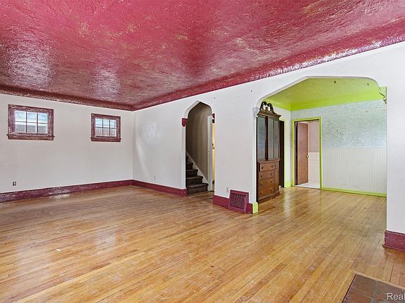 4th image of 5885 Harrell St