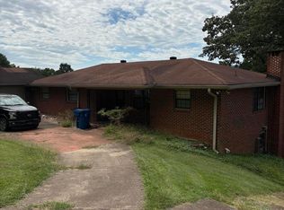 39 Clift Trl, Rossville, GA 30741