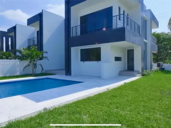 2342 McKinley St, Hollywood, FL 33020