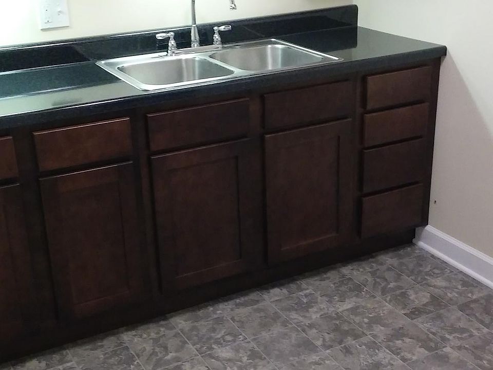 upper cabinets too, click to see more