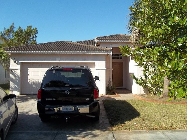 1st image of 4562 SW 126th Ave