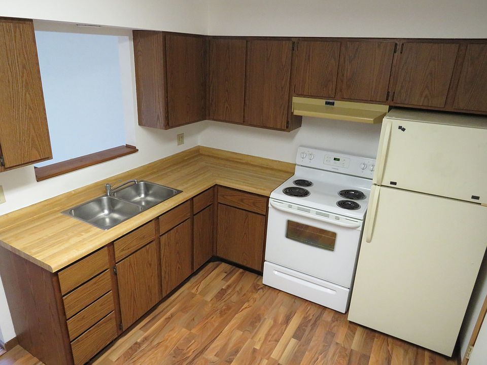 2421 Fryklund Dr Apartment Rentals Menomonie, WI Zillow