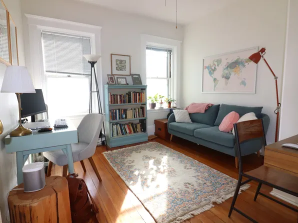 551 Brookline Ave APT 1, Brookline, MA 02445