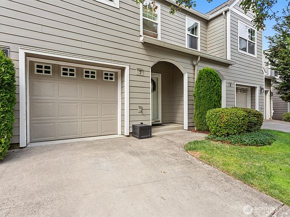 2nd image of 8100 NE 104th Circle #7