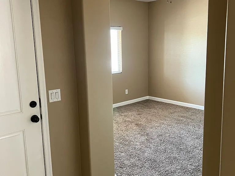 23788 W Mohave St — Photo 2