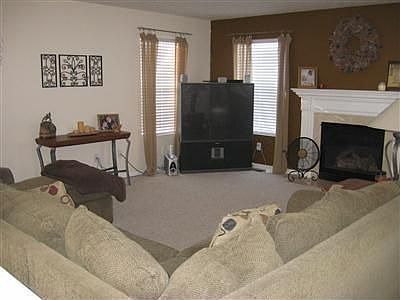2nd image of 6839 Greeley Ave
