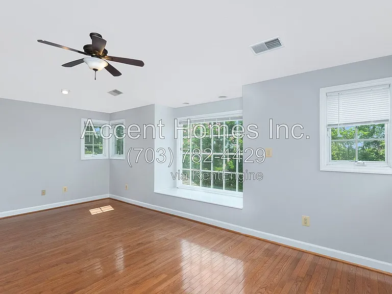 813 31st St S — Photo 16