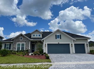 52 Clarendon Rd, Saint Johns, FL 32259