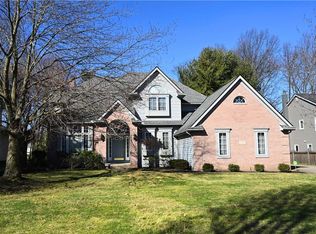 1972 Sperrys Forge Trl, Westlake, OH 44145