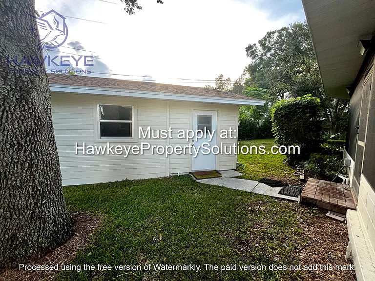 3205 Carleton Cir W — Photo 29